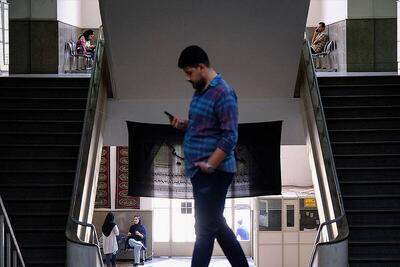  چه ننگ است مزدور بیگانه بودن