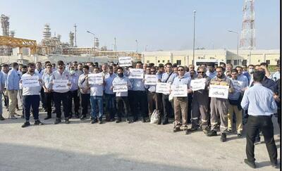 کارگران یک پالایشگاه عسلویه دست به اعتصاب زدند