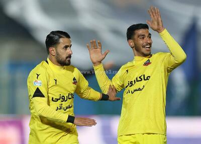  شمس‌آذر، شکست پس از معجزه ده نفره (عکس)