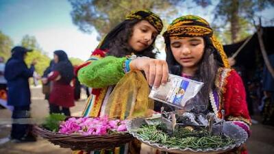  چشم‌نوازی رنگ و هنر در جشنواره بومی‌محلی «فجر مهدوی» رومشکان + فیلم