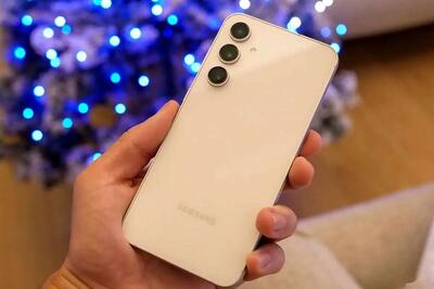  قیمت گوشی سامسونگ، شیائومی و آیفون امروز شنبه ۱۸ بهمن ۱۴۰۴