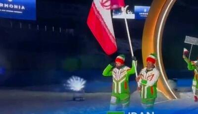  لحظات احساسی و اشک‌های پرچمدار بانوی ایرانی در مراسم رژه