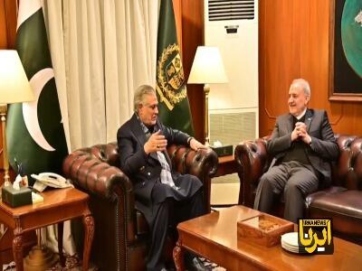  دیدار وزیر خارجه پاکستان با سفیر ایران؛ اسلام‌آباد متعهد به تقویت روابط با تهران شد
