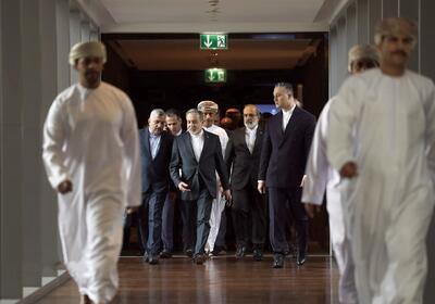  خراسان: حضور نمادین فرمانده سنتکام در حاشیه مذاکرات، تلاش برای معتبرسازی تهدید بود