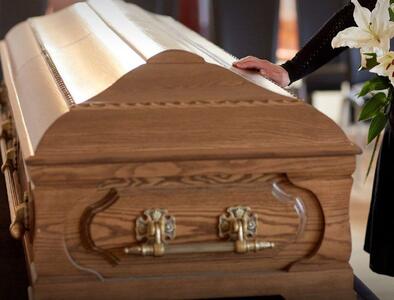  صاحب یک خانه تشییع جنازه در آمریکا به جرم نگهداری اجساد به ۴۰ سال زندان محکوم شد