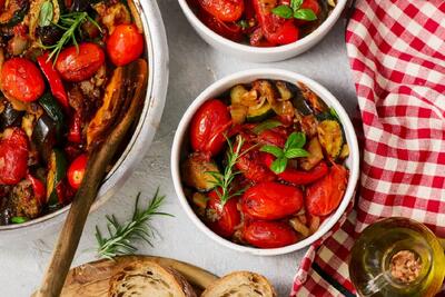  طرز تهیه خورش کدو سبز بدون گوشت؛ غذایی لذیذ و سالم