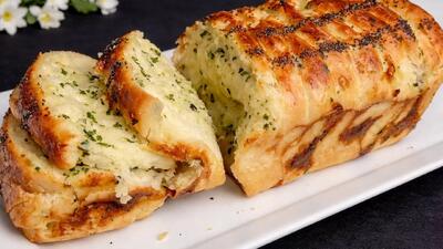  طرز تهیه نان سیر پنیری فوق العاده/ پف دار ، نرم و خوش عطر