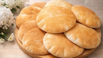  نحوه پخت نان دونر ترکیِ معروف در خانه به روش بازاری ها در ۱۰ دقیقه