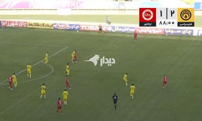  غول‌کشی در شیراز/ تراکتور هم مثل پرسپولیس زمین‌گیر شد