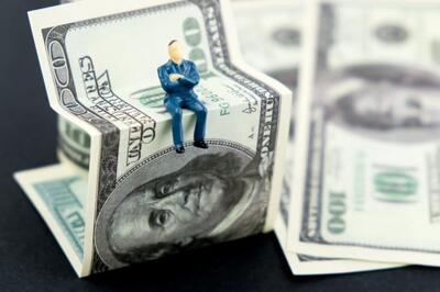  دبیرکل پیشین اتاق بازرگانی به دولت: بازار را به فضای رقابتی بسپارید | اصرار بر قیمت‌گذاری دستوری مانع کاهش قیمت‌ها می شود