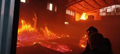  جزئیات آتش سوزی مهیب در خیابان قدوسی تهران+ عکس