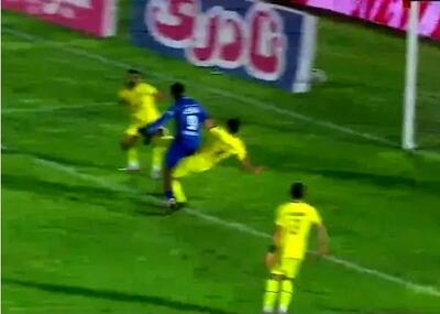  ادعای جنجالی شمس‌آذر: گل استقلال مردود بود و VAR ندید