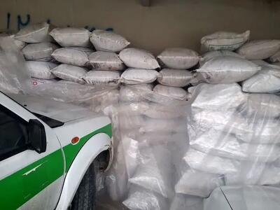  بیش از ۴ تن مکمل خوراک دام غیر مجاز در الیگودرز