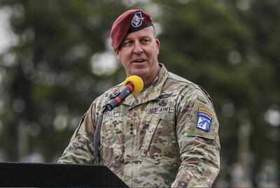  عراقچی فرمانده سنتکام را ۲۰ دقیقه پشت در گذاشت؟؛ روایت یک دیدار محرمانه