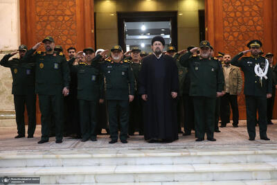  فرمانده و شورای معاونین فرماندهی حفاظت سپاه با آرمان های امام خمینی (س) تجدید میثاق کردند