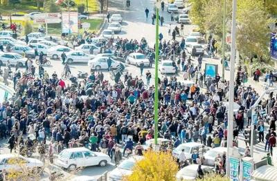  ماهیت اعتراضات در ایران و تفاوت آن با کشورهای دموکراتیک/ اشتباه خطرناک سیاسیون چیست؟