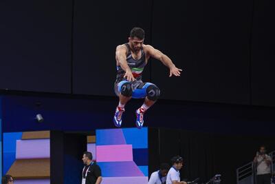  عکس| حمایت ویژه دبیر از یزدانی