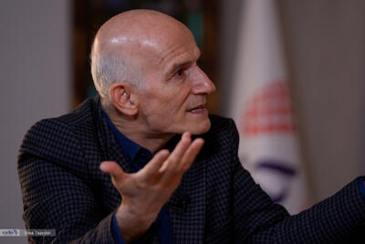  تحلیل یک جامعه شناس از فرصت های از دست رفته حاکمیت؛ در نیمه اول دهه ۹۰ و ماجرای برجام حکومت هنوز می‌توانست به عنوان یک عامل فعال بازی کند اما...