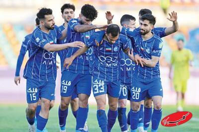  فرار رو به جلو استقلال‏‌، سکته تراکتور و بازگشت سپاهان | سایه سنگین پرسپولیس روی سر ۳۵‌امتیازی‌ها! - کلبه سرگرمی