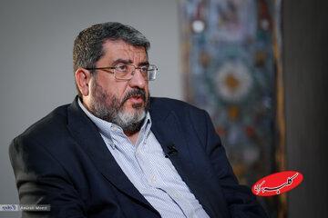  فواد ایزدی: جمهوری اسلامی اپوزیسیون ندارد؛ خارج نشین‌ها مزدورند/ اگر ایران دست ترامپ و نتانیاهو بیافتد، سوریه می‌شود - کلبه سرگرمی