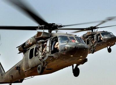  ارتش آمریکا در حال چشاندن شربت آزادی در کام مردم عراق +تصویر