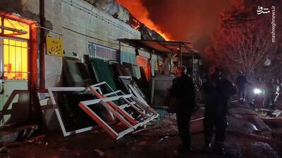  عکس/ آتش‌سوزی کارگاه چوب‌بری داخل پادگان شماره۲ سماجا