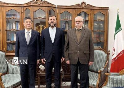  دیدار و رایزنی غریب‌آبادی با سفرای چین و روسیه در تهران