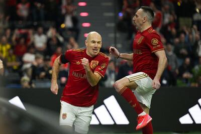  بازگشت جادوی «روبری» به صحنه؛ همکاری ریبری و روبن در تیم اسطوره‌های بایرن مونیخ - پارس فوتبال