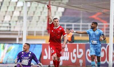  مبلغ رضایتنامه دنیل گرا برای حضور در پرسپولیس فاش شد - پارس فوتبال