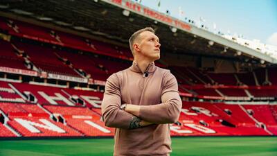  فیل جونز: راموس بهترین مدافع تاریخ فوتبال است؛ کریستیانو رونالدو GOAT است - پارس فوتبال