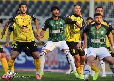  بازیکن سپاهان ساق پای بازیکن ما را لگد کرد؛ چرا داور اخراجش نکرد؟! - پارس فوتبال