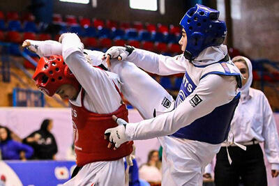  پارس جنوبی به دنبال تثبیت صدرنشینی/ آکادمی ویسی در تعقیب صدر جدول - پارس فوتبال