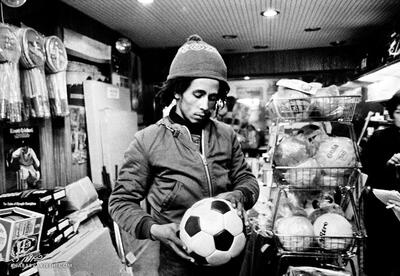  آدیداس از باب مارلی می‌گوید؛ فوتبال یعنی آزادی +تصاویر - پارس فوتبال