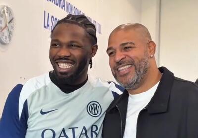  ملاقات مارکوس تورام با اسطوره فوتبالی خود، آدریانو در تمرینات اینتر - پارس فوتبال