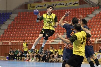  لیگ برتر هندبال| مس، برنده بازی بزرگ هفته/ صعود استقلال به رده دوم در روز لغزش سایپا - پارس فوتبال