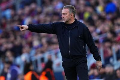  فلیک: مقابل اتلتیکو مادرید، می‌خواهم نیمه اول متفاوتی داشته باشیم؛ یامال از فوتبالش لذت می‌برد - پارس فوتبال