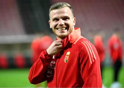  در رستوران مربی ام به‌عنوان گارسون کار کردم/ برای آمدن به پرسپولیس سکه انداختم!