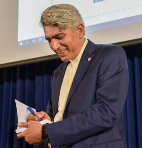  وقتی صدای قانون خاموش می‌شود