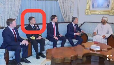  تصویری از حضور فرمانده سنتکام در کنار داماد ترامپ در هیئت مذاکره کننده آمریکا