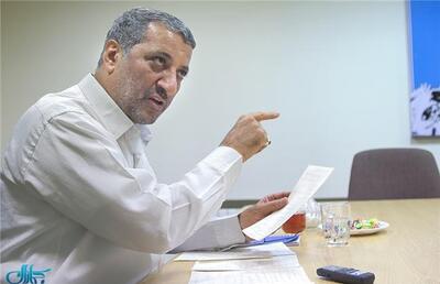  حضور فرمانده سنتکام در مذاکرات گزینه نظامی را محتمل می‌کند/ پیش بینی من ورود آمریکا به جنگ نیست