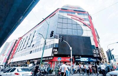  بازار بی‌مشتری