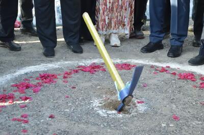  کلنگ‌زنی زیرگذر حاجی‌خادمی و افتتاح سرای دانشجویی دختران در میناب