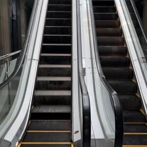  ۱۵ نکته کلیدی قبل از خرید اینترنتی پله برقی که هر کارفرما باید بداند