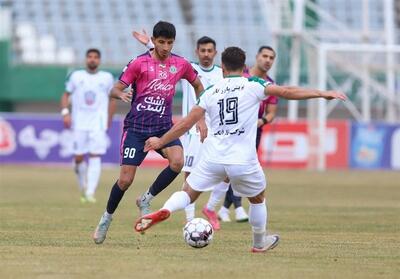  آلومینیوم اراک 1-0 ذوب آهن؛ پیروزی مقابل تیم 9 نفره