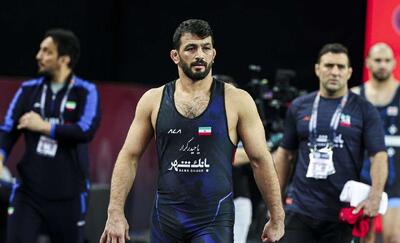  حمایت علیرضا دبیر از حسن یزدانی / عکس