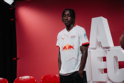  بایرن مونیخ تنها نیست؛ یان دیومانده سه مشتری بزرگ دیگر هم دارد