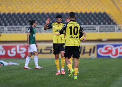  بازگشت مهدی به سپاهان با گل شماره ۱۰