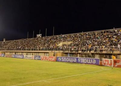  یک دیدار دیگر لیگ برتر با تماشاگر شد