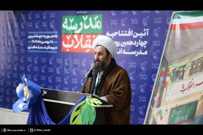  ارتقا بصیرت و روایتگری صحیح دستاوردهای انقلاب، راه مقابله با جنگ شناختی