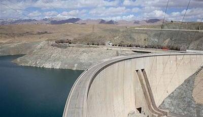  سد زاینده‌رود فقط 7 درصد آب دارد!